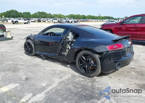 2014 Audi R8 4.2 z USA, uszkodzony, nr VIN WUAAUAFG6EN001685